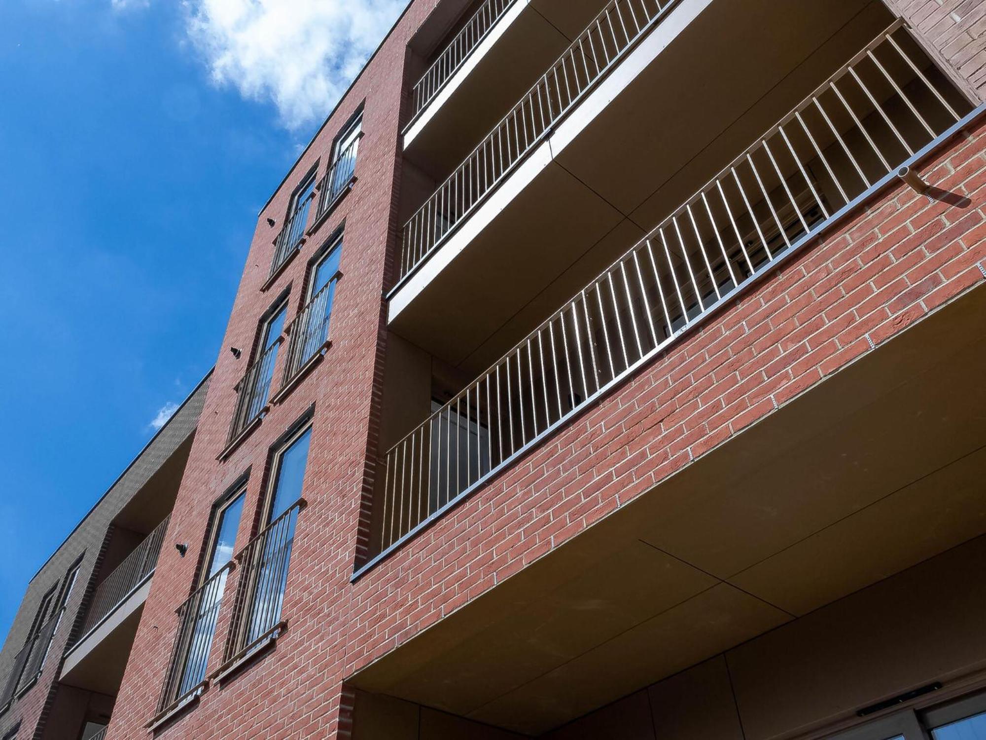 Modern Apartments With Balcony In Merton Near Wimbledon By Sojo Stay Mitcham Kültér fotó