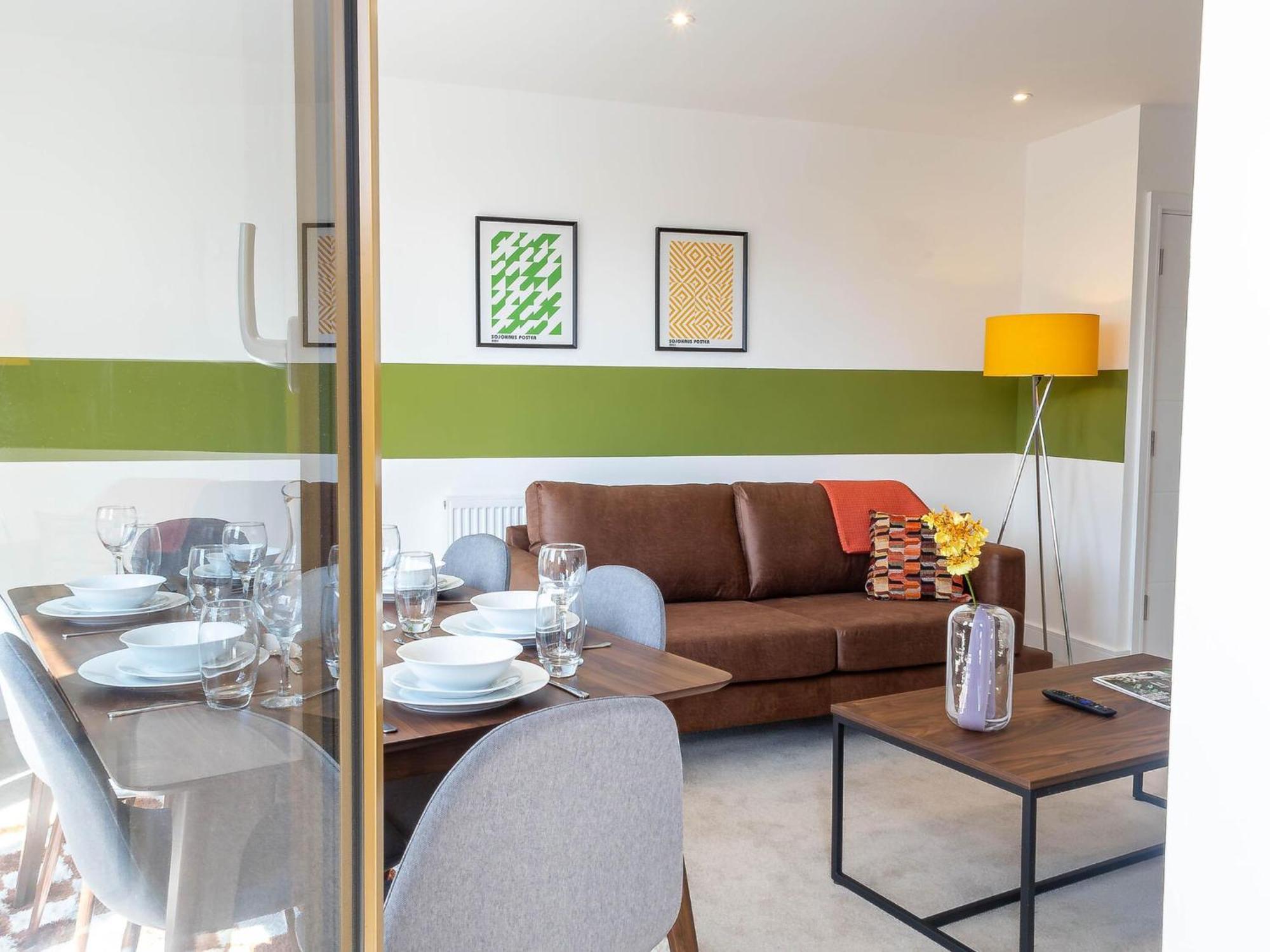 Modern Apartments With Balcony In Merton Near Wimbledon By Sojo Stay Mitcham Kültér fotó